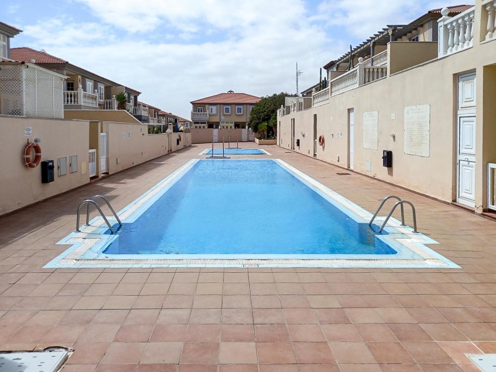 מלון אל מדאנו Casa La Sonrisa Shared House מראה חיצוני תמונה