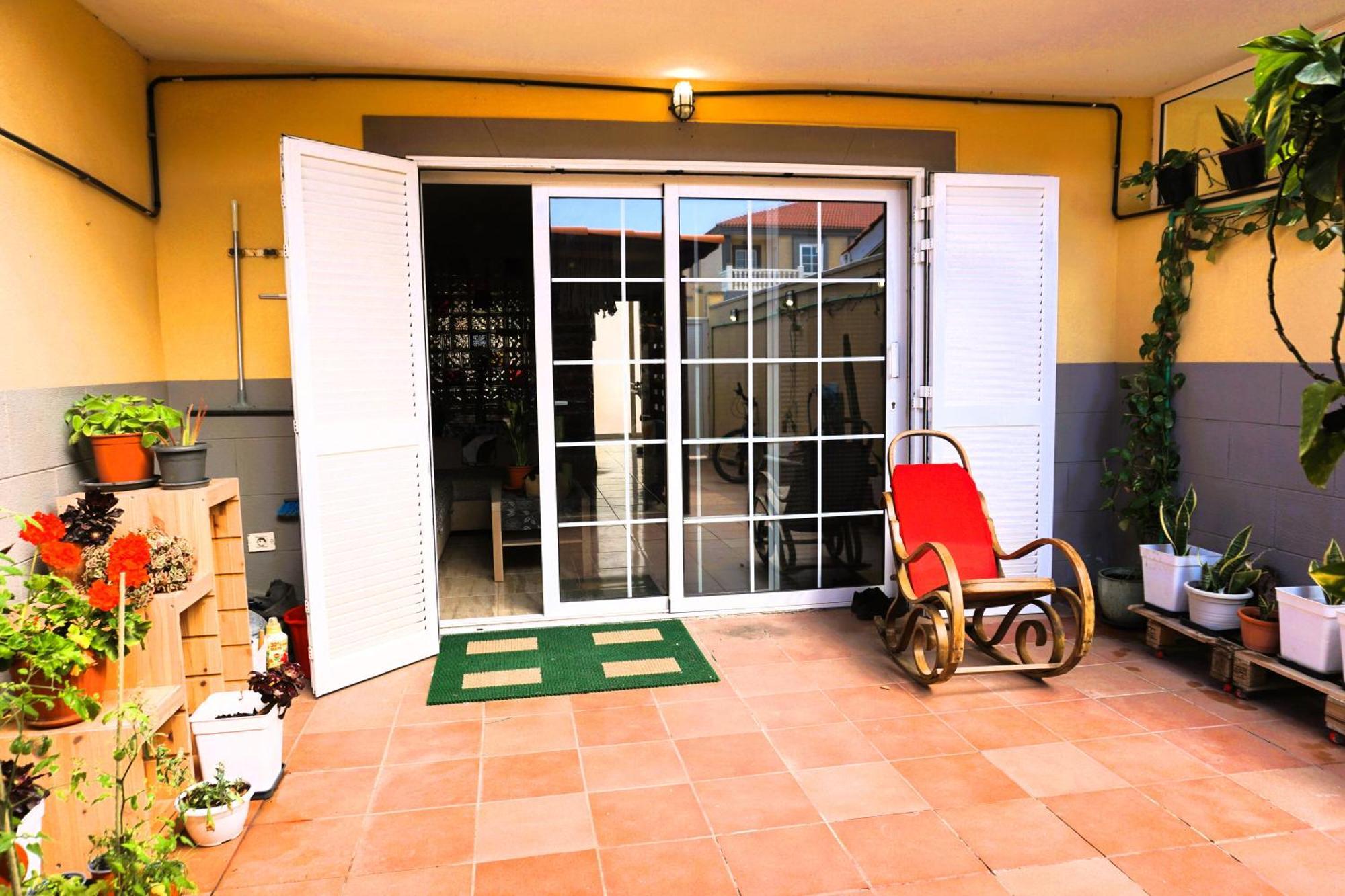 מלון אל מדאנו Casa La Sonrisa Shared House מראה חיצוני תמונה